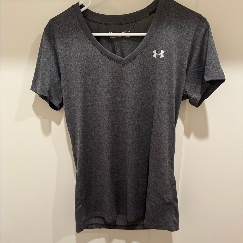 Under Armour tee